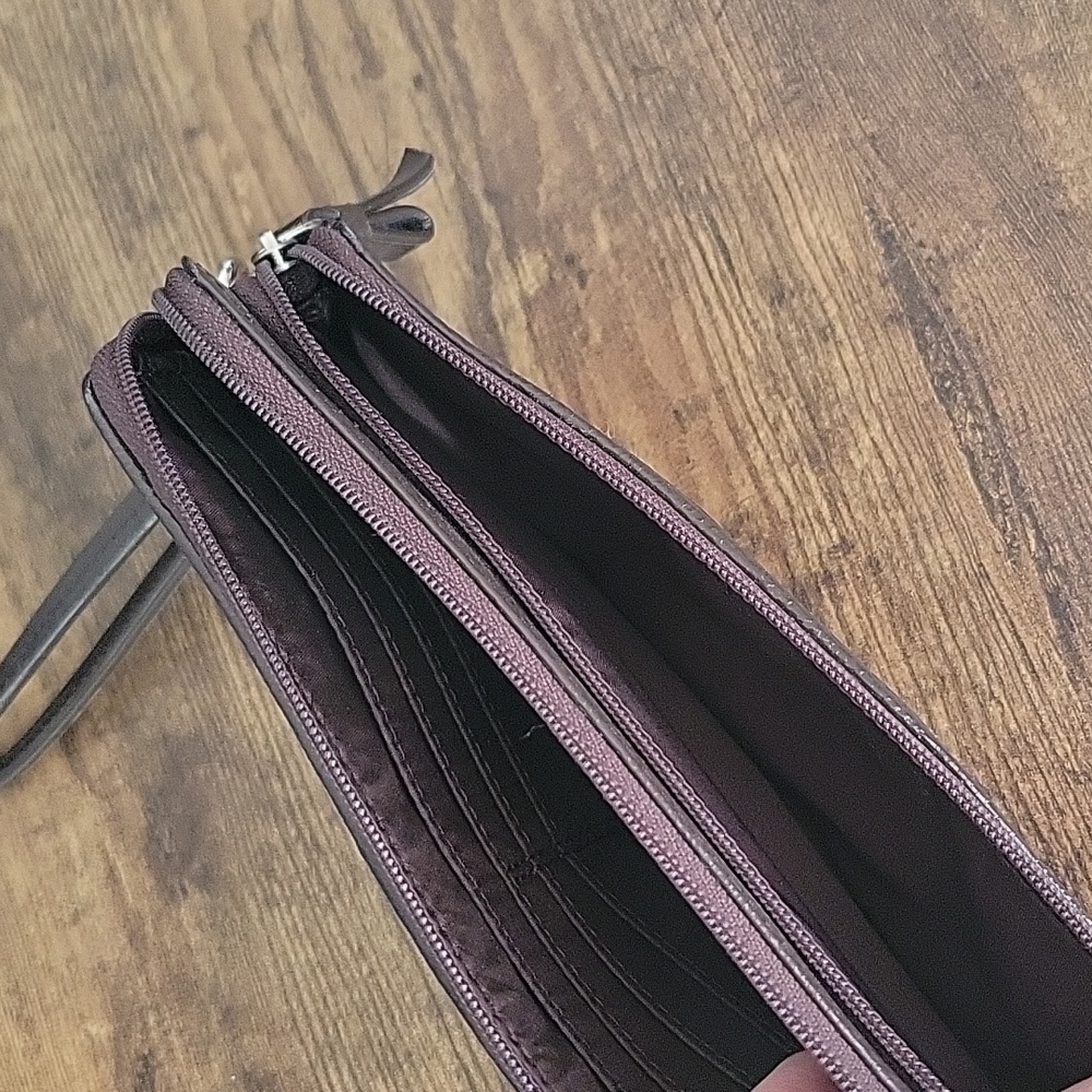 Coach Wallet - Picture 4 of 5